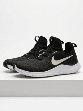 Nike Women's Free TR 8 Cross Training Sneakers - Sz 9